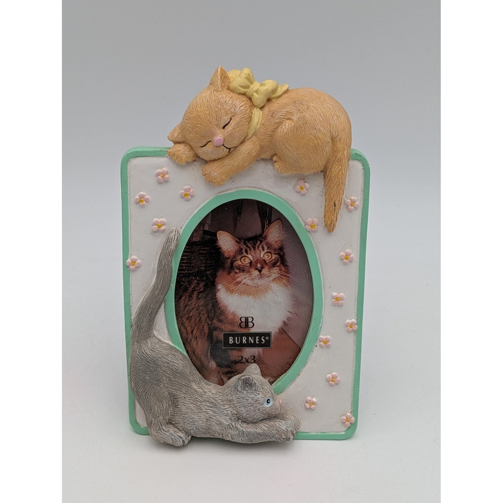 Burnes Picture Frame Green White 1993 Vintage 3D Cats Floral 2x3 Tabletop